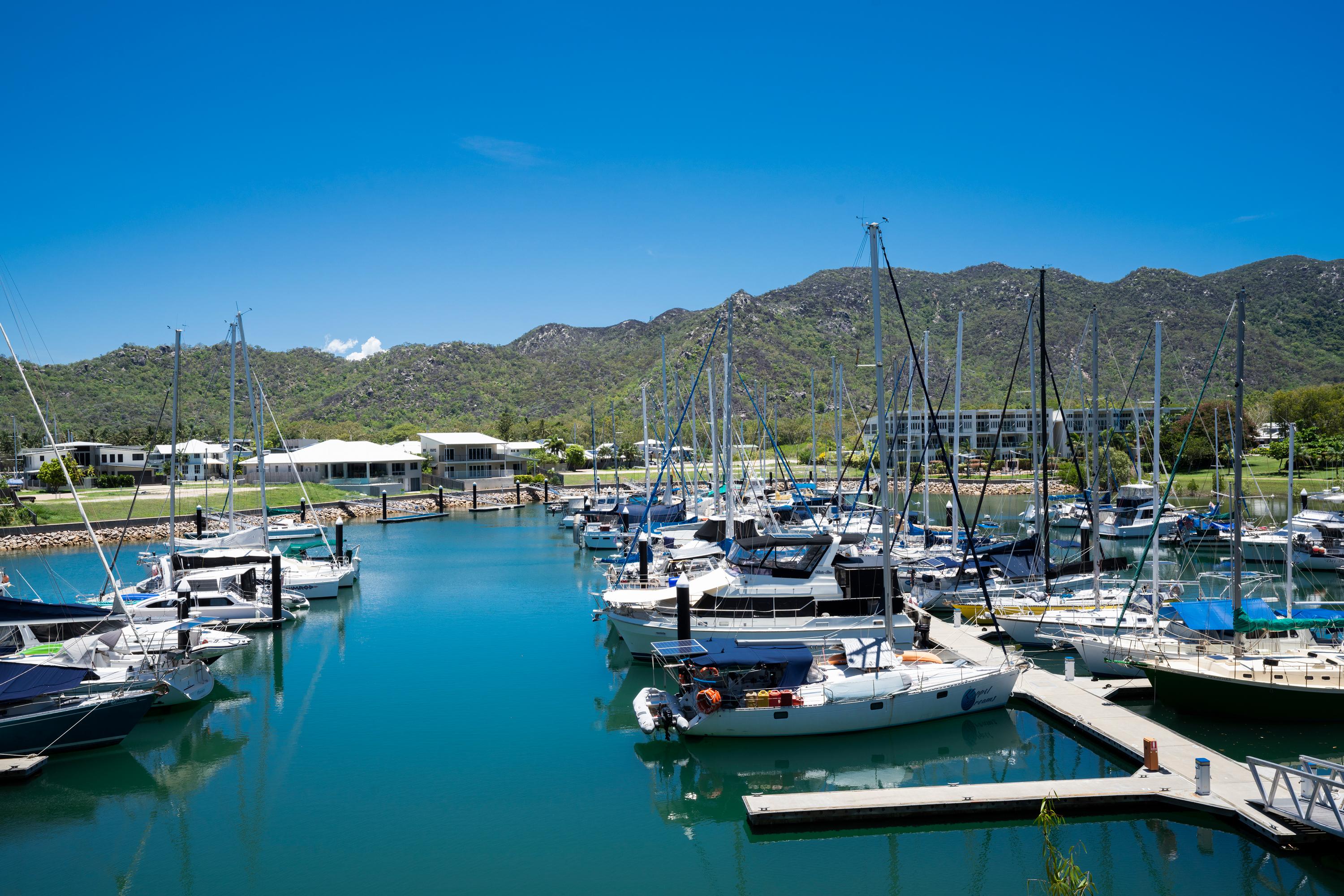 蓝色辣椒酒店 耐莉湾 外观 照片 The Marina at the Village