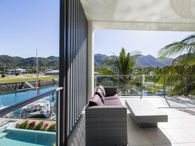 蓝色辣椒酒店 耐莉湾 外观 照片 View from a balcony at the Mantra Trilogy
